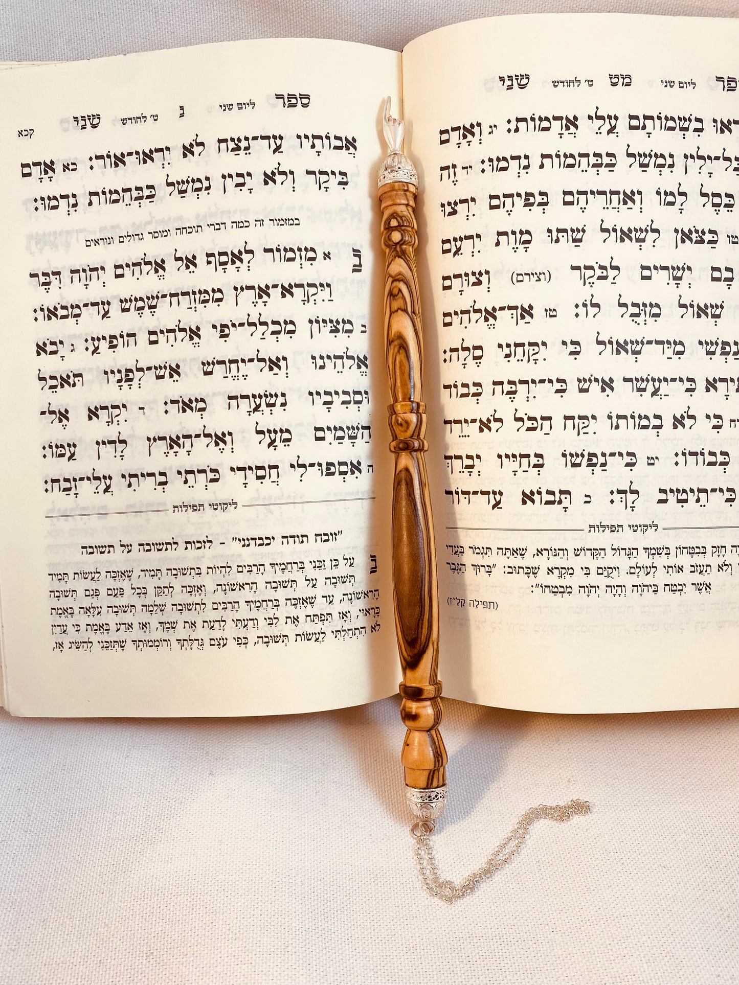 Torah Pointer for Torah case - Yad for Sefer Torah from Olive wood and silver with personalization