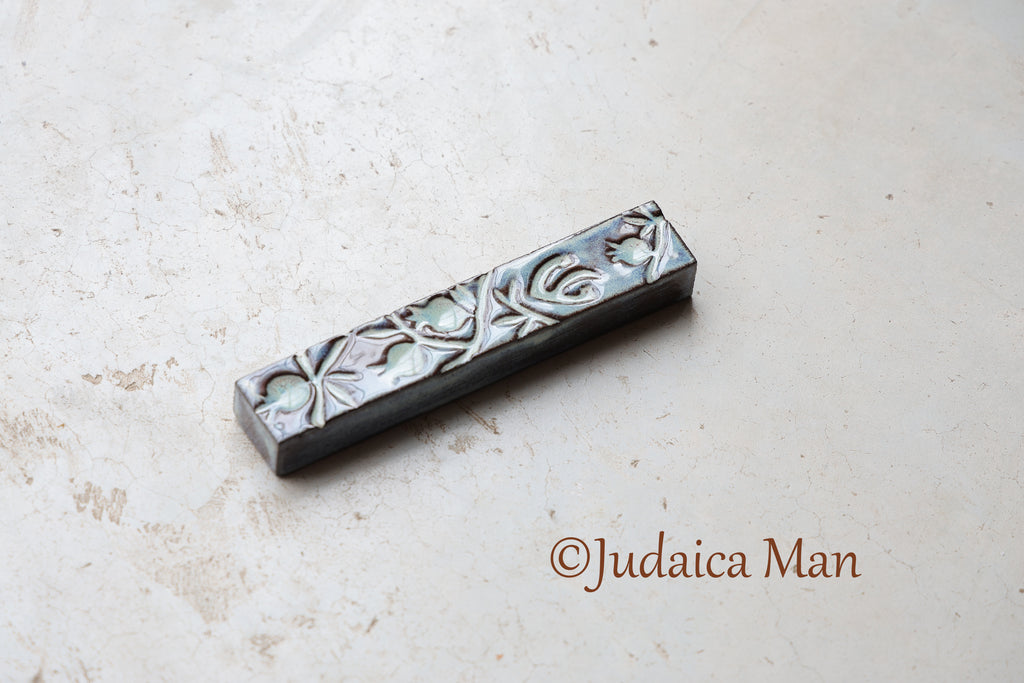 Ceramic mezuzah "Pomegranates"