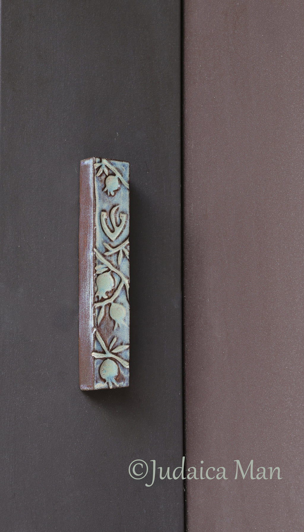 Ceramic mezuzah "Pomegranates"