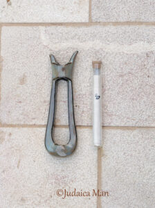 Ceramic mezuzah "Harp"- Brown color