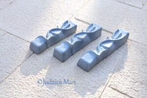 מזוזת שמע (צבע אבן)